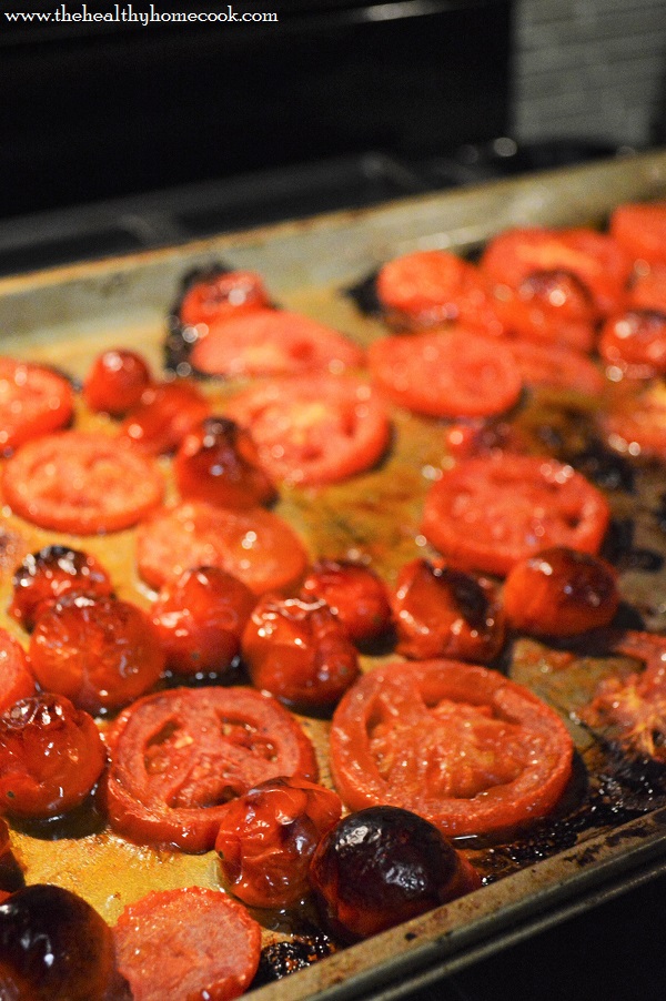 This Roasted Tomato Basil Soup is soup is the perfect dinner solution for any night.
