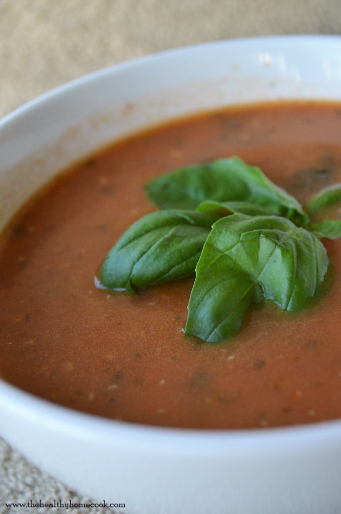 This Roasted Tomato Basil Soup is soup is the perfect dinner solution for any night.