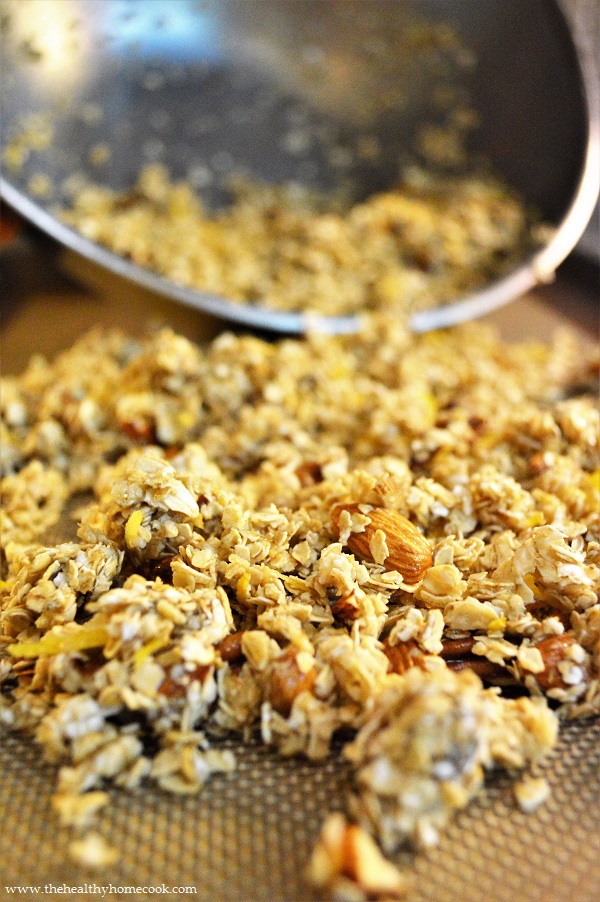 Crunchy, tangy and slightly salty, this Lemon Zest Granola will wake all your senses in the morning.