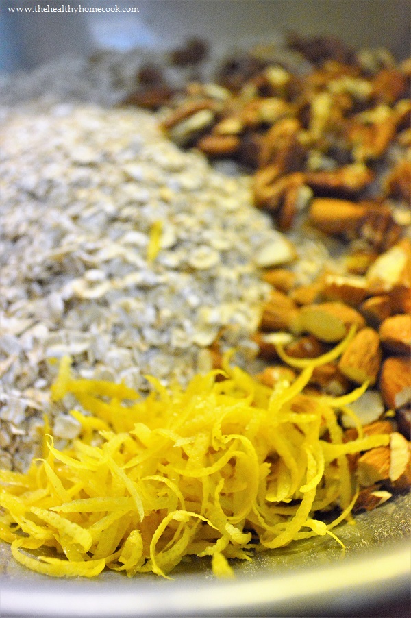 Crunchy, tangy and slightly salty, this Lemon Zest Granola will wake all your senses in the morning.
