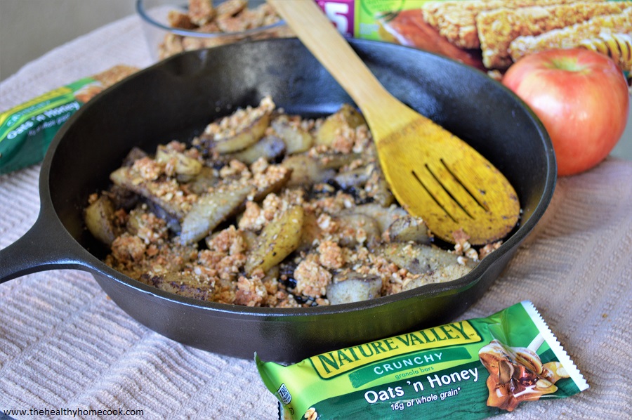 You've been eating apples the wrong way for too long! Enjoy them in this delicious, flavor-packed recipe for Sauteed Apples with Crunchy Oats.