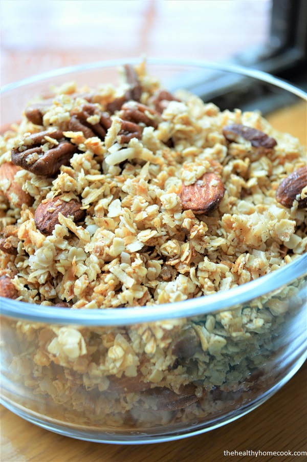 A delicious and healthy coconut granola with a touch of maple.