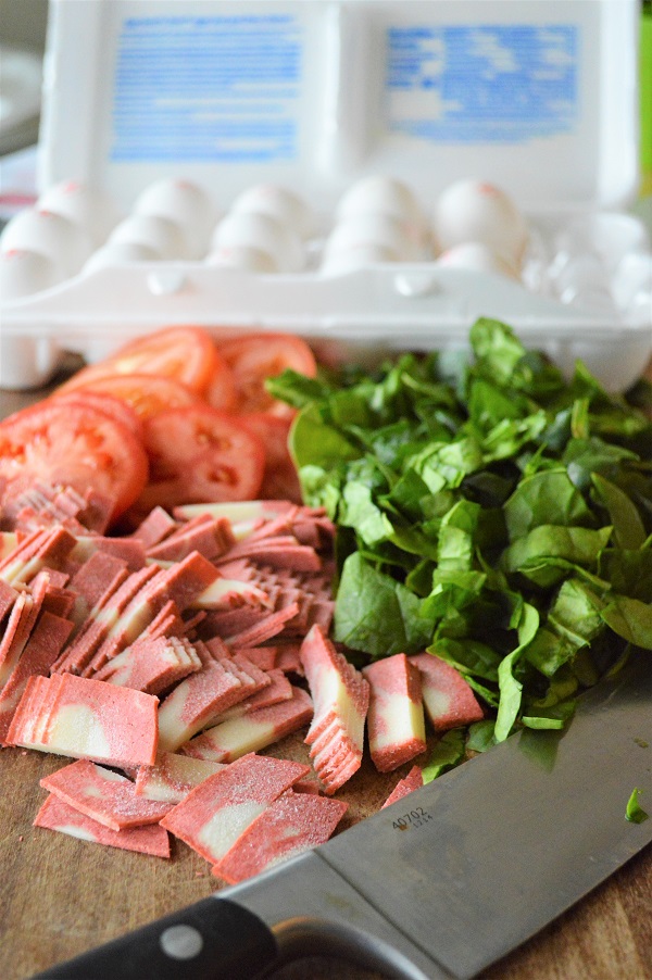 Recreate everyone's favorite classic sandwich in a new form.  This BLT Frittata is perfect for breakfast, lunch or dinner!