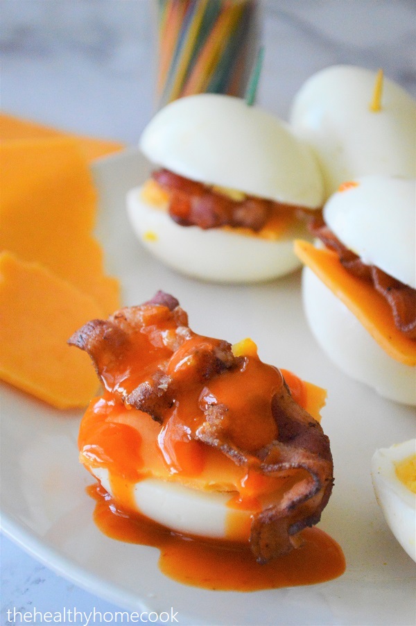 These Low-Carb Bacon Egg & Cheese Bites are an easy, delicious low carb breakfast, snack or appetizer.
