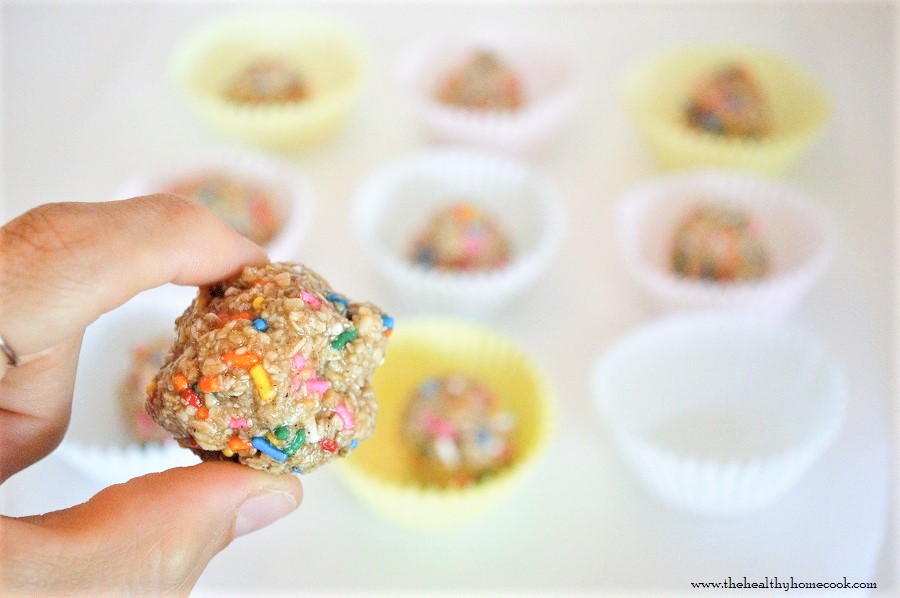 These Funfetti Clean Eating Cookie Dough Bites are eggless, flourless and refined sugar free. Sweetened only by organic honey and maple syrup, you'd be silly not to enjoy each and every one of these bites.