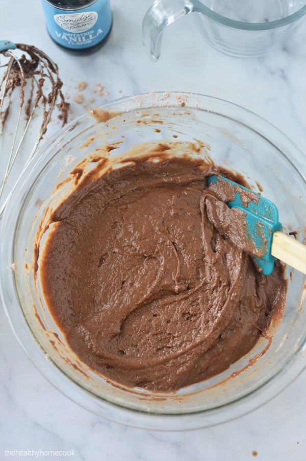 This Easy Vegan Chocolate Bread tastes like heaven. It’s rich, soft, easy to make and a chocolate lover’s dream!