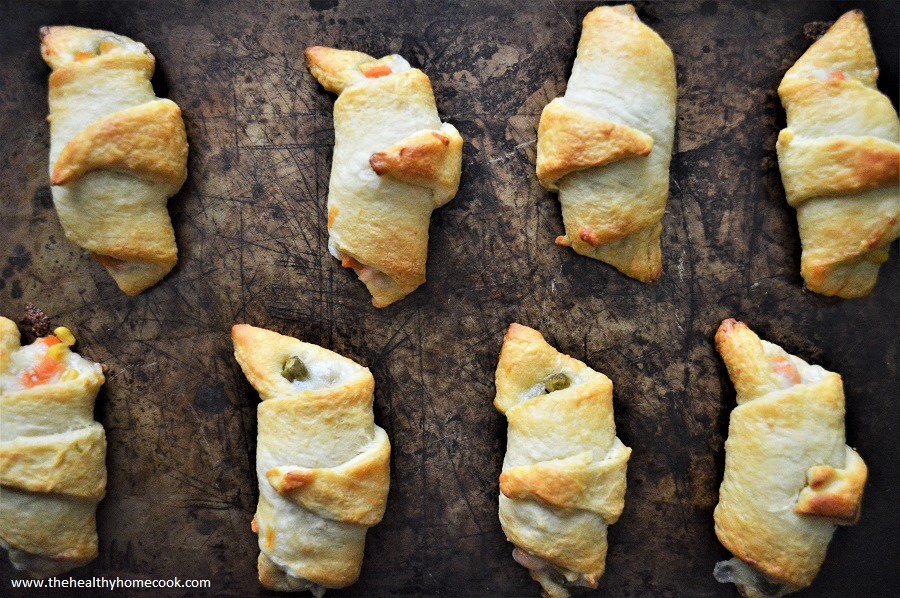 These Easy Veggie Crescent Rolls are flaky, cheesy and full of healthy vegetables.  It's the simple, kid-friendly lunch option you've been searching for!