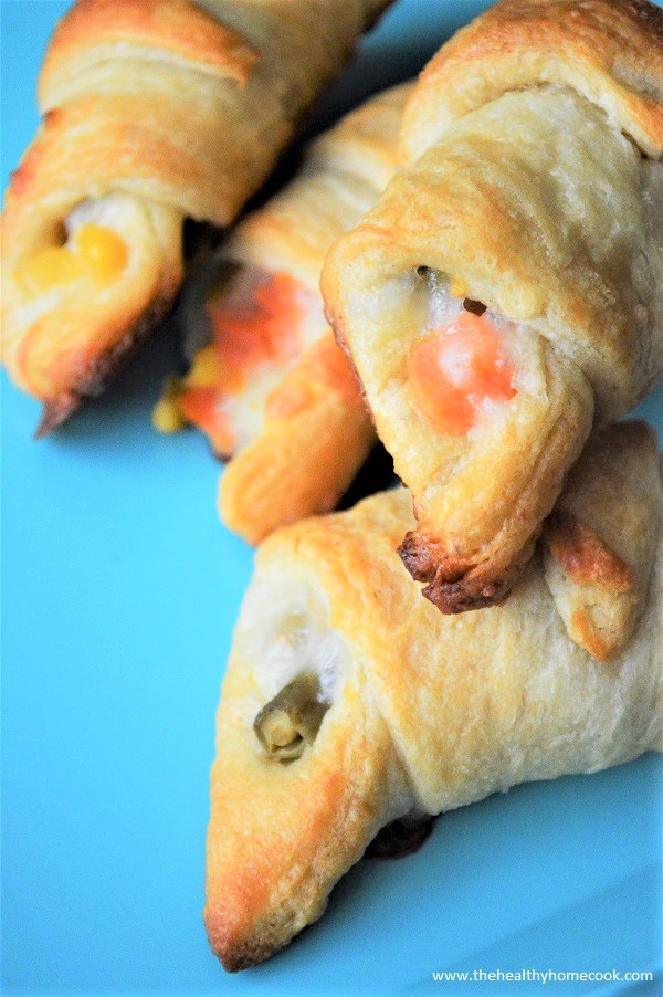 These Easy Veggie Crescent Rolls are flaky, cheesy and full of healthy vegetables.  It's the simple, kid-friendly lunch option you've been searching for!