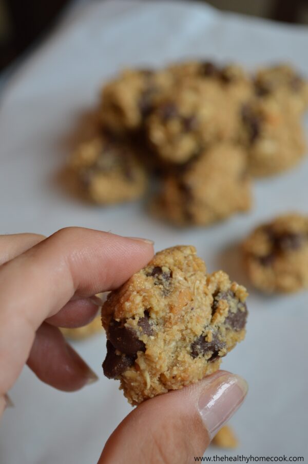 These Clean Eating Chocolate Chip Cookie Dough Bites are the perfect way to treat yourself without going overboard.