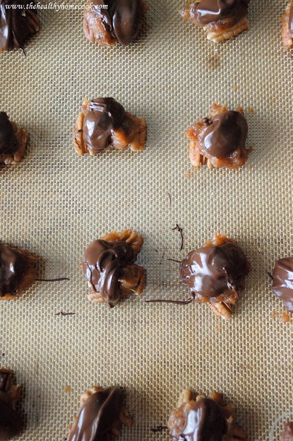 These Homemade Vegan Turtles will become your new favorite treat. Simply incredible.