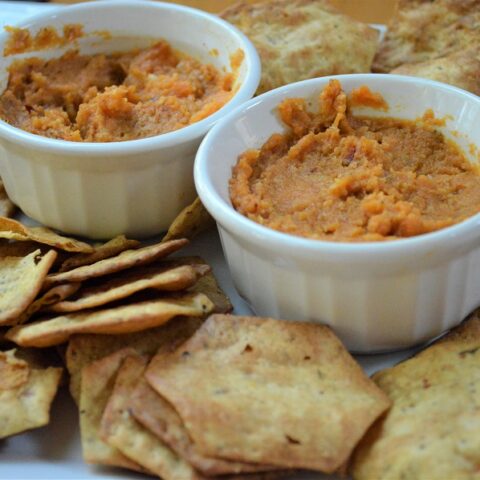 Calling all sweet potato lovers, I’ve got a fun new dip for you to try! This tasty {Spicy} Sweet Potato & Cauliflower Dip is super addicting and packed full of zesty flavors. It's guaranteed to be a hit at your next gathering.
