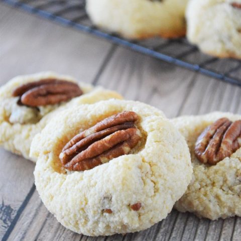 {Gluten Free} Pecan Sandies- delicious butter cookies made completely from scratch and gluten free!