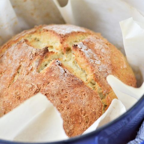 This Easy {Gluten Free} Artisan Bread recipe requires little work and tastes amazing!