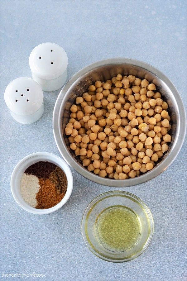 These Crunchy Oven Roasted chickpeas are the tastiest and crunchiest snack you will find.