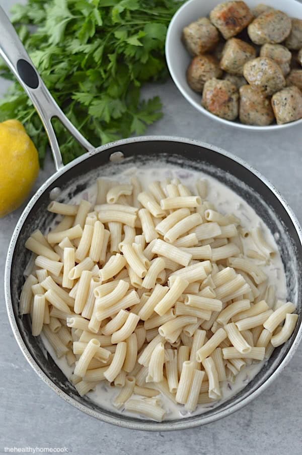 You’ll love this easy, 30-minute pasta for any day of the week! Every bite is pure comfort—hearty, satisfying, and bursting with flavor.